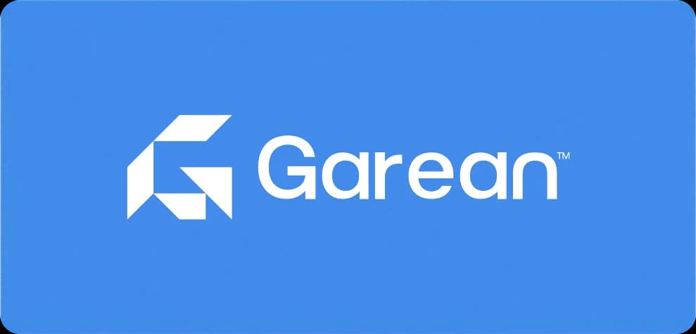 شعار Garean باللون الأبيض على أزرق